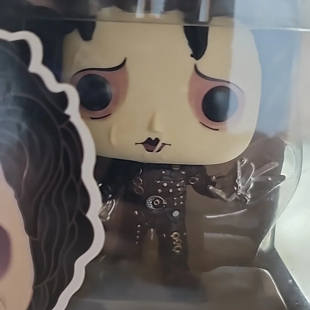 FUNKO POP EDWARD SCISSORHANDS - Picture 3 of 16